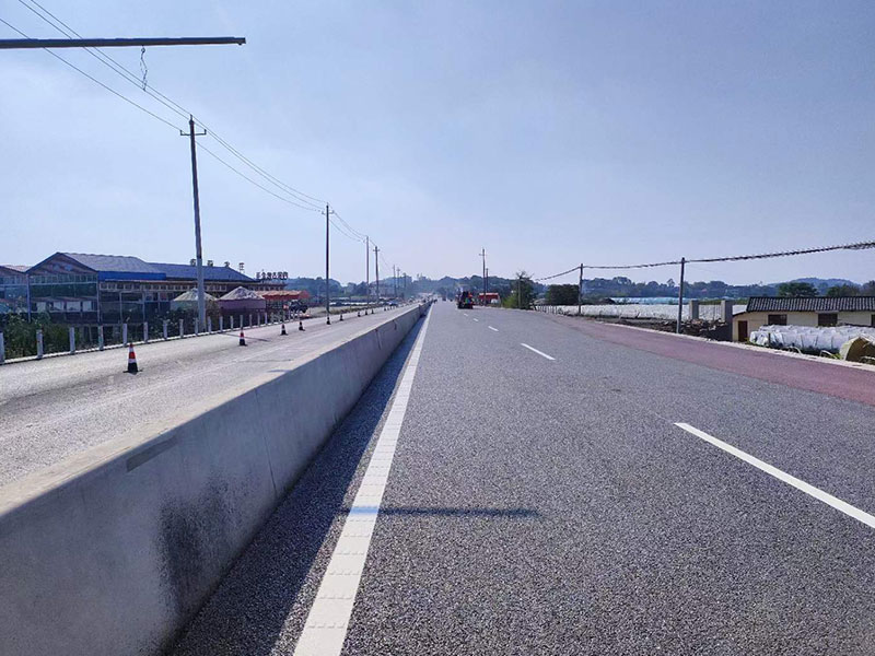 道路标线工程,热熔标线涂料施工